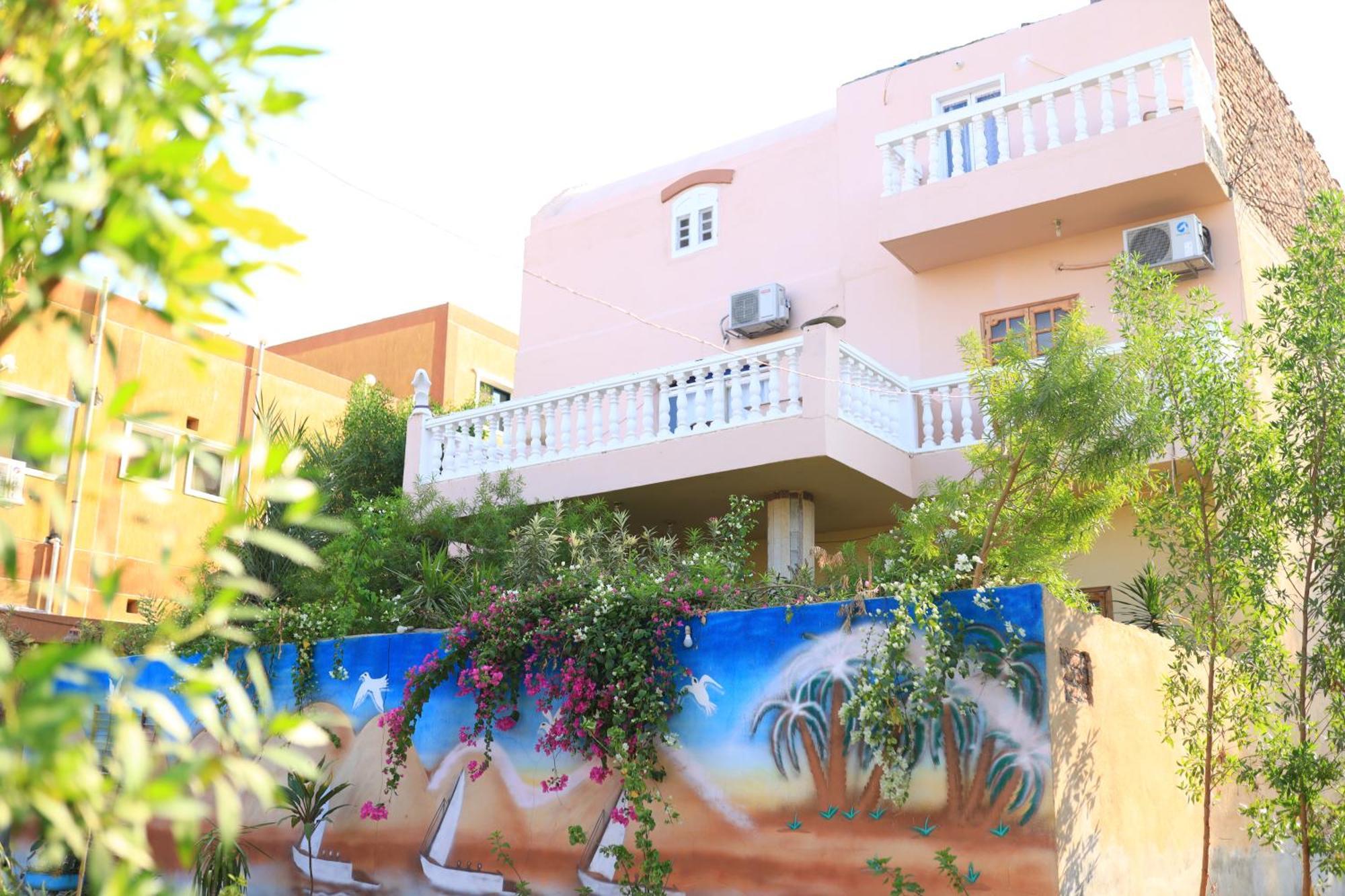 Luxor Nile View Flats Exterior foto